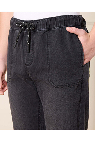 REDTAG Senior Boys Black Solid Jeans