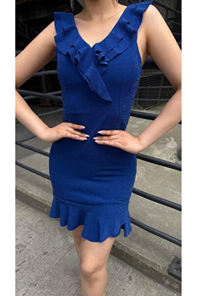 Modafeminen Kalın Askılı Yaka Ve Etek Fırfırlı Simli Krep Elbise SAKS 581310