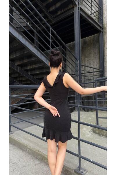 Modafeminen Kalın Askılı Yaka Ve Etek Fırfırlı Simli Krep Elbise SİYAH 581310