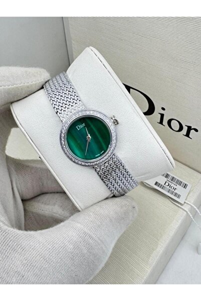 JP A luxurious Dior women's watch – a sophisticated and elegant design.