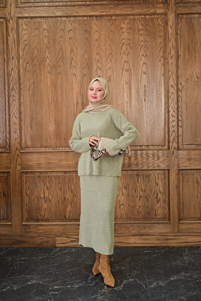 LOCCO Women's Knitwear Skirt Suit Green