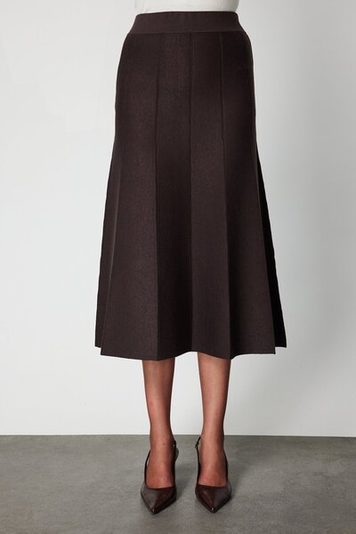 ON Pleated Midi Knit Skirt