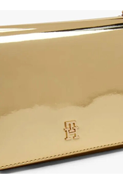 Tommy Hilfiger Th Icon Metallic Chain Cover Women's Gold Wallet Aw0Aw179590Hs