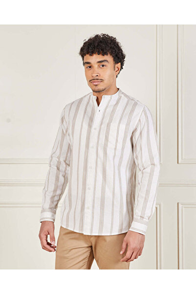 REDTAG قميص رجالي بياقة ماندرين باللونين البيج والأبيض