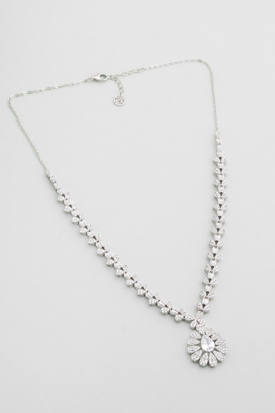 So CHIC... Düğün Çiçeği 18 Ayar Beyaz Altın Kaplama 45 Cm Gümüş Kolye