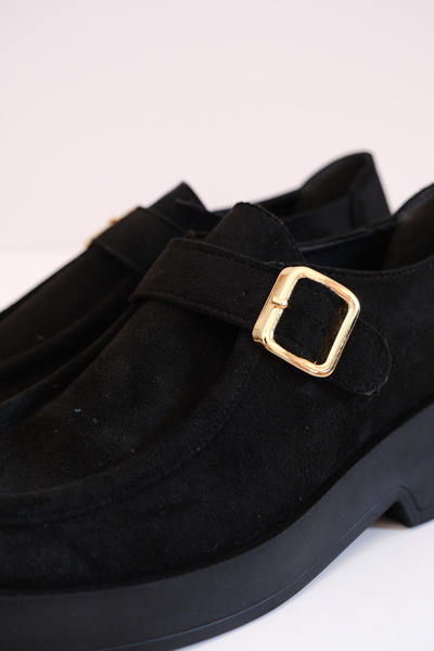 Munshoes Prize Women's Suede Loafer