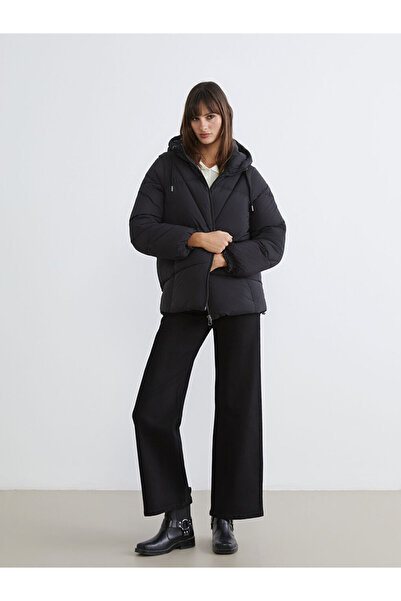 LC Waikiki Hooded Plain Oversize Women's Puffer Coat