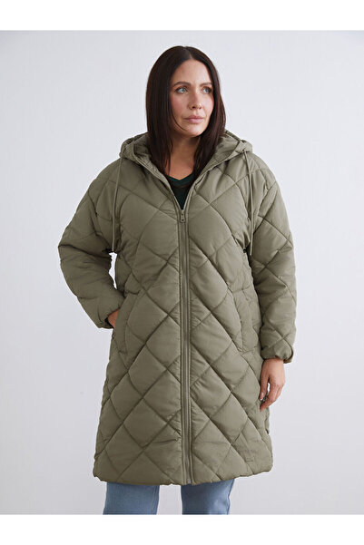 LC Waikiki Good Quality Parts from Celebi Store |   Hooded Quilted Women's Puffer Jacket