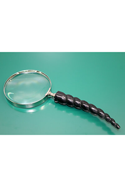 KTT Horn Brass Magnifying Glass Model 3 Stylishly Designed Functional Product
