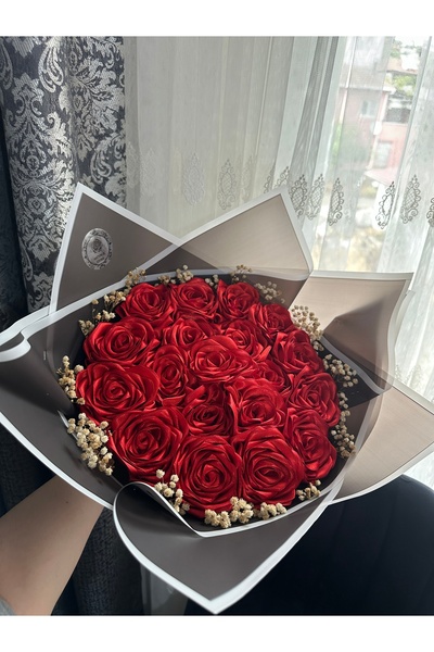 SATENCE STORE 19’lu Solmayan Kırmızı Gül Buketi