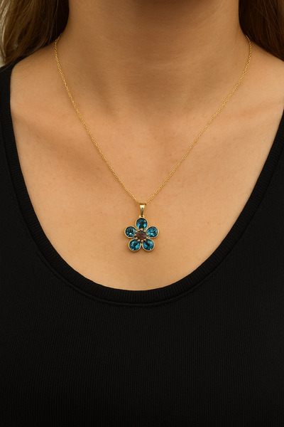 Mivra قلادة من الفولاذ مع حجر الزركون الأزرق على شكل زهرة الأقحوان