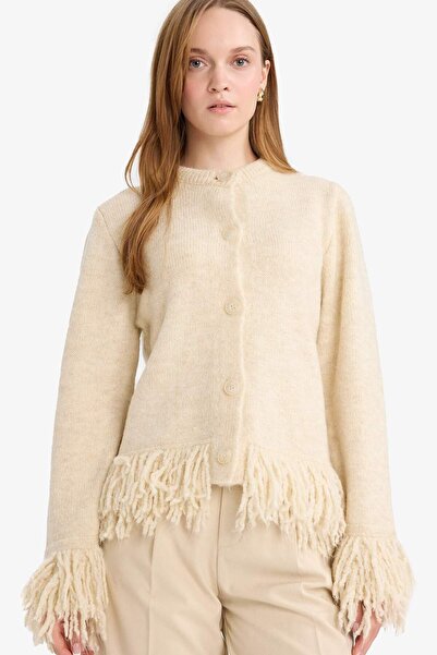 DeFacto Regular Fit Bisiklet Yaka Püsküllü Düğmeli Triko Hırka G3173AX25WN