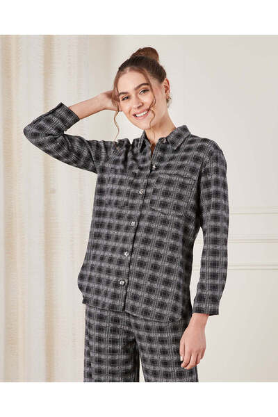 REDTAG قميص نسائي أسود من الجاكار