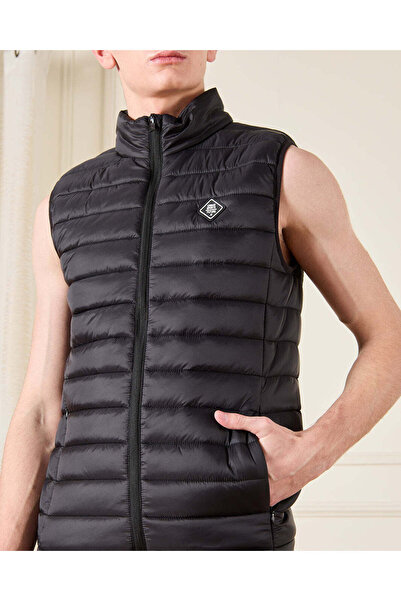 REDTAG Senior Boys Black Padded Gilet Jacket