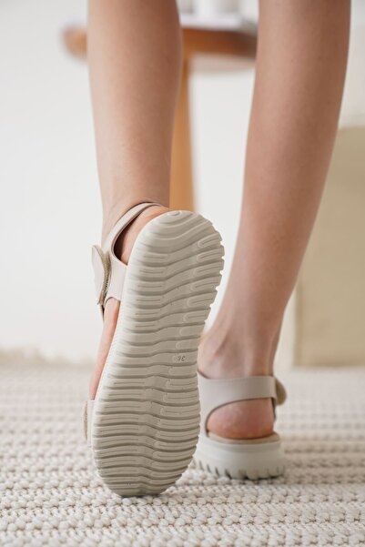 TRENDELLA Kanze Beige Women's Sandals