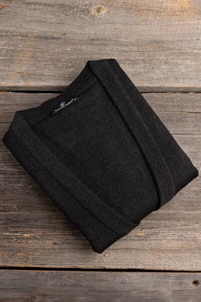 Woolen World سترة تريكو صوفية بأزرار وياقة على شكل حرف V مع جيوب