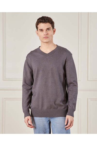 REDTAG Men Charcoal Solid Sweater
