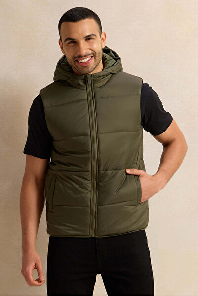 REDTAG Men Olive Sleeveless Puffer Jacket