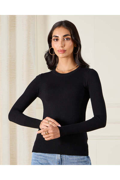 REDTAG بلوزة نسائية سوداء محبوكة برقبة دائرية