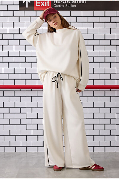 HEQA طقم رياضي كونتراست حواف أسطوانية إكرو