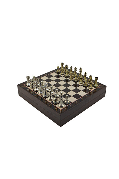 Gift Home GiftHome Orta Boy Parlak Metal Klasik Satranç Takımı ve Ceviz Desen...