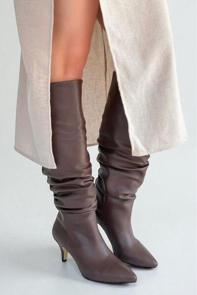 Melissa Boutique Women's Bitter Brown Leather Bellows Detailed Design Short Heeled Boots