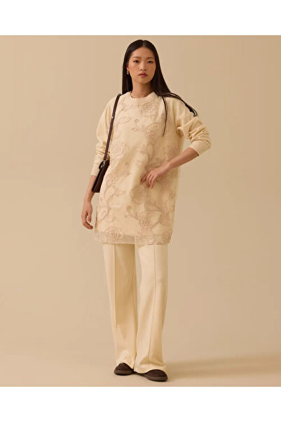 SEÇİLSTORE 10002421211013 ÖNDEN TÜL DETAYLI SIFIR YAKA KOL UCU LASTİKLİ DESENLİ TRİKO TUNİK