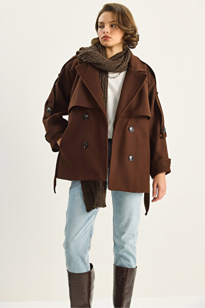 Bianco Lucci Γυναικείο κοντό παλτό με λεπτομέρεια από επένδυση με ζώνη και τσέπες 2026 60283711