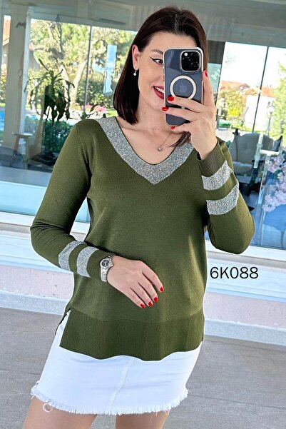 İnce Topuk بلوزة تريكو فضية برقبة على شكل حرف V 6k088