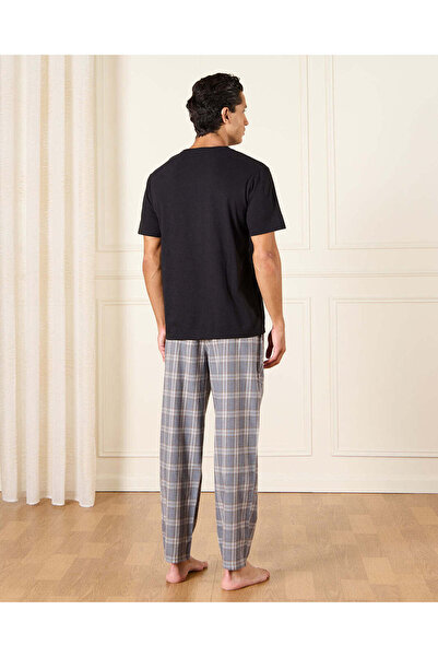 REDTAG Men Black And Grey Pyjama Set (2 Piece)