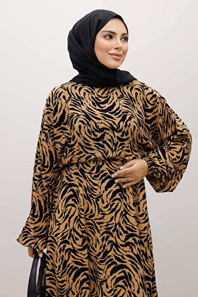 Tesettür Dünyası Φόρεμα με ελαστική μέση με μανίκια νυχτερίδας από βισκόζη TSD250235 Μαύρο