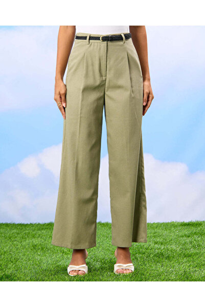 REDTAG بنطلون نسائي أخضر أرجل واسعة مع حزام