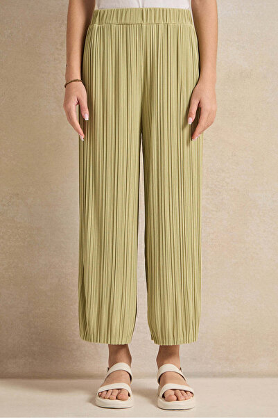 REDTAG Senior Girls Green Pleated Pants