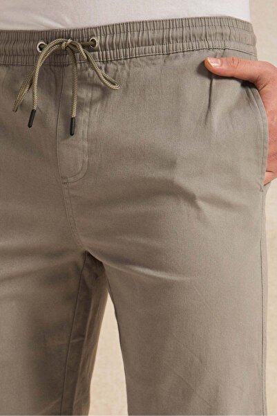 REDTAG Men Grey Twill Elasticated Waist Shorts