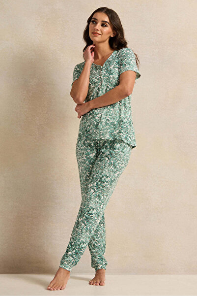 REDTAG Women White And Green Printed Pyjama Set (2 Piece)