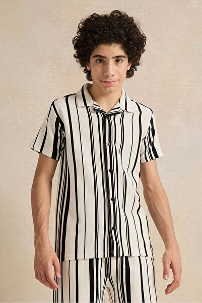 REDTAG Senior Boys White Jacquard Collared Casual Set