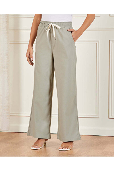 REDTAG بنطلون نسائي أرجل واسعة باللون الأخضر
