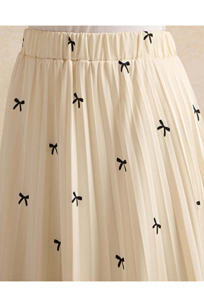 REDTAG Senior Girls White Sateen Bow Printed Pleated Skirt