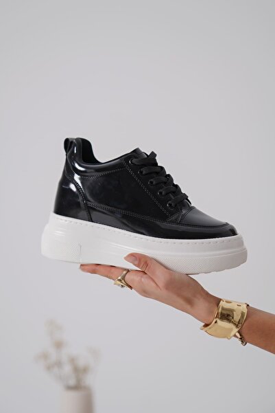 Abacca حذاء رياضي نسائي أسود بكعب مخفي من لورين