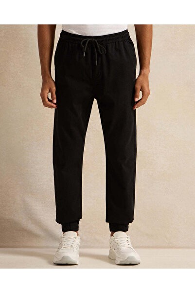 REDTAG Men Black Twill Joggers