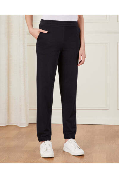 REDTAG بنطال رياضي مطاطي أسود للنساء