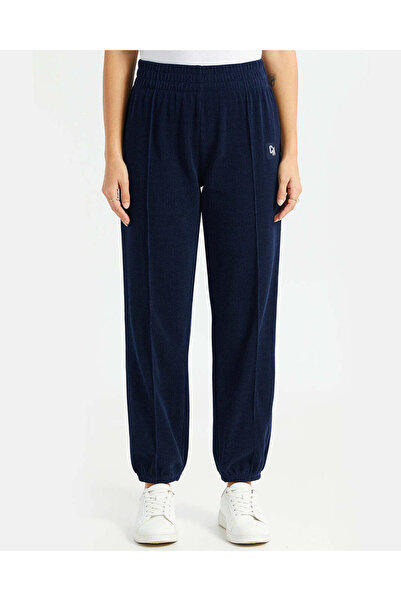 REDTAG بنطال رياضي نسائي سادة باللون الأزرق البحري