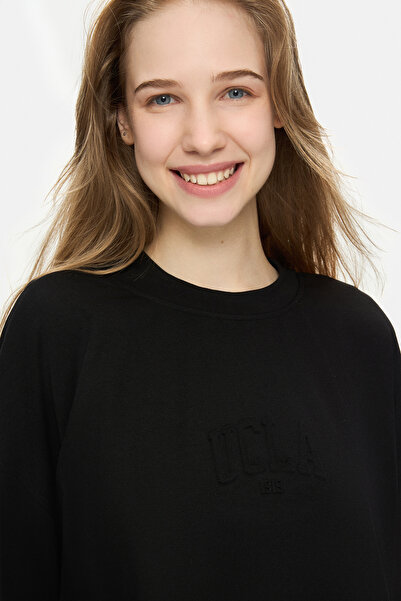 UCLA Jayla Black Crew Neck Seersucker Print Loose Fit Women's Tshirt