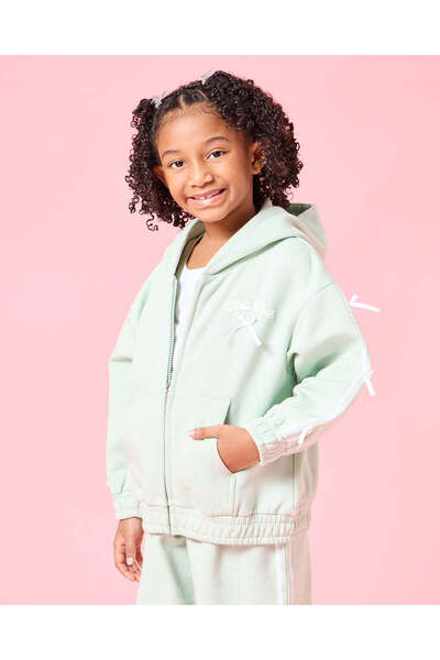 REDTAG طقم هودي وبنطال رياضي مزين باللون الأخضر للبنات (قطعتان)