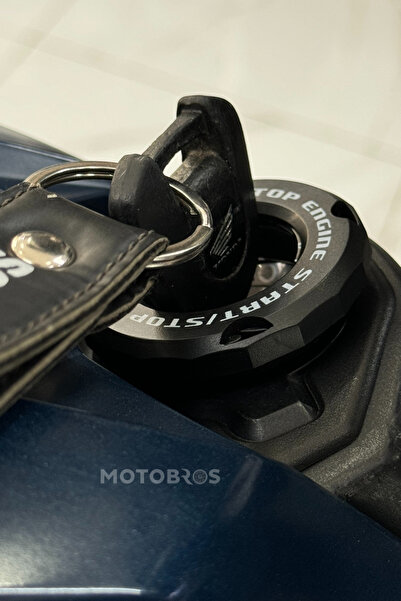 Motobros MOTOSİKLET SİYAH KONTAK KORUYUCU AKSESUAR DEKORATİF DÖNEN KAPAK