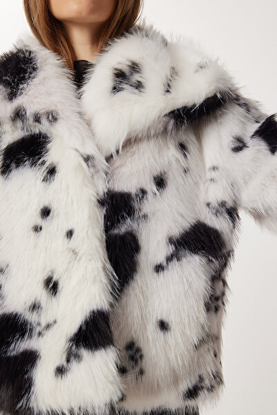 Lovelyİstanbul Μπουφάν από ψεύτικη γούνα με σχέδιο LZH0019 ECRU BLACK