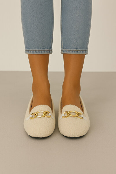 Beyond Жіночі білі плюшеві балетки з ланцюжком 1 см SHR001