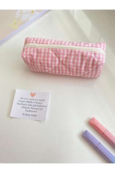 1çokşey Pembe Pötikare Kapitone Kalemlik – Astar­lı, Puf Puf Yumuşacık, Geniş Hacimli 1. Sınıf Kalite