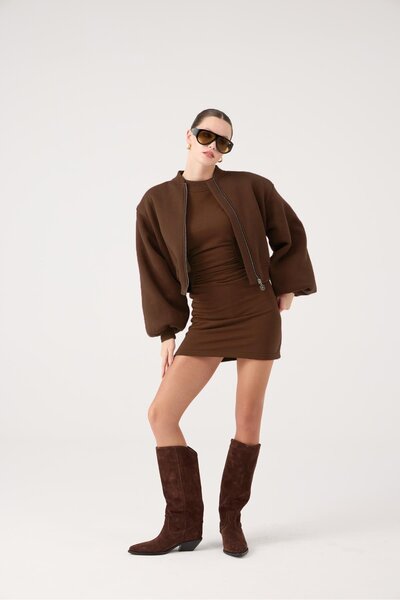 HOLLY LOLLY Къса бомбър яке с капитониран дизайн, цвят кафе