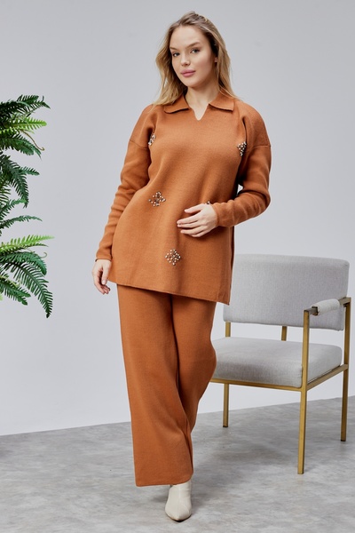 Jinx Wear Fashion Collared Pearl Detail Comfortable Fit O Oversized Sweater Pants 2-Piece Knitwear Set